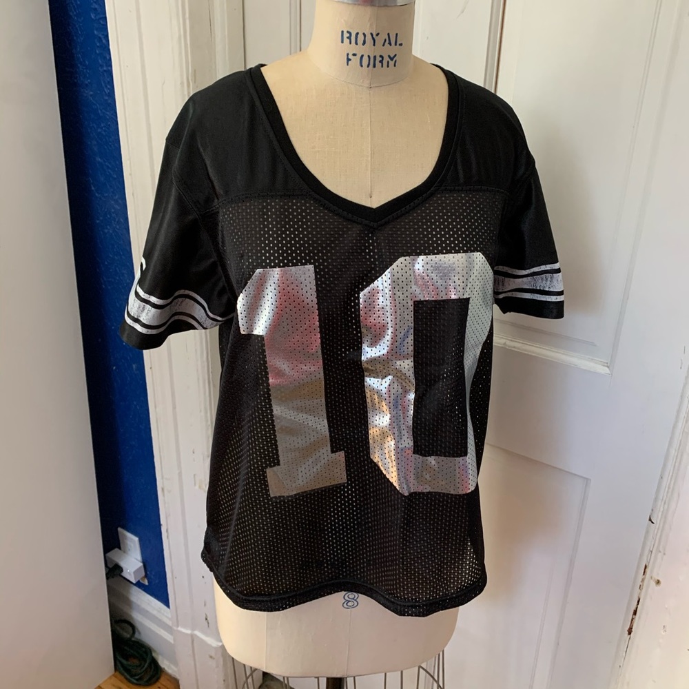 Black Sports Jersey Top #10